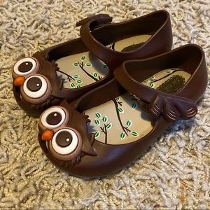 Mini Melissa toddler size 7 EUC brown owl shoes